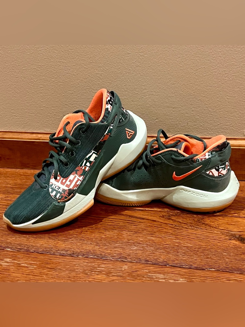 Nike Men's Zoom Freak 2 Basketball Shoes in Dark Green & Orange Accent